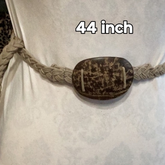 Accessories - FOUR CUTE BELTS ONE PRICE